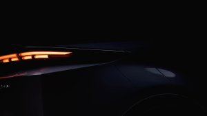 Yhtä vaikuttava katsoa kuin ajaa: täysin uusi täyssähköinen Toyota C-HR+ alkaen 45 590 €