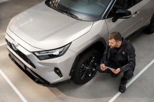 Varaa aika renkaiden vaihtoon!