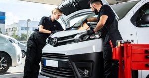 HYÖDYNNÄ AMMATTIAUTOILIJAN HUOLTOPALVELUT