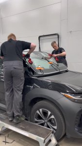 Näköpiirissä huipputarjous: nyt 100 € etu tuulilasin vaihtoon