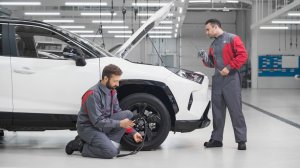TUNNIN MÄÄRÄAIKAISHUOLTO - Kätevä määräaikaishuolto uudemmille Toyota -henkilöautoille